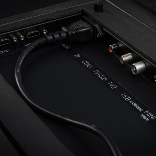 Outdoor LED TV Monitor mit Wetterschutz 75 Zoll