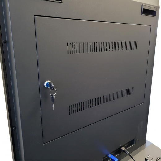 Digitale Werbestele mit Touch-Funktion und PC