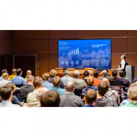 Philips All-in-One LED Videowall 135 Zoll FHD (Pixel Pitch 1.5 mm)