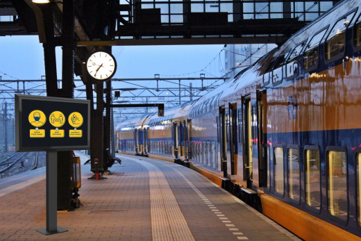 OFM LG 49XE4F/49XE3P Bodenständer für den Außenbereich