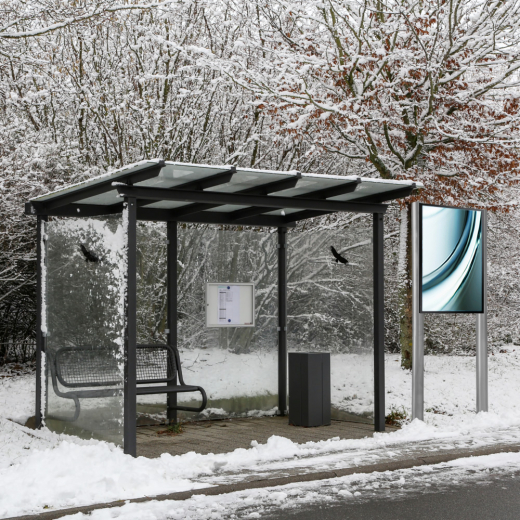 Outdoor Display mit integriertem PC & Touch – 32 Zoll B-Ware