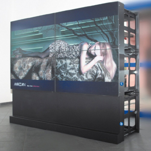 Transportable Monitor Videowall mit 4 x 46 Zoll Monitoren